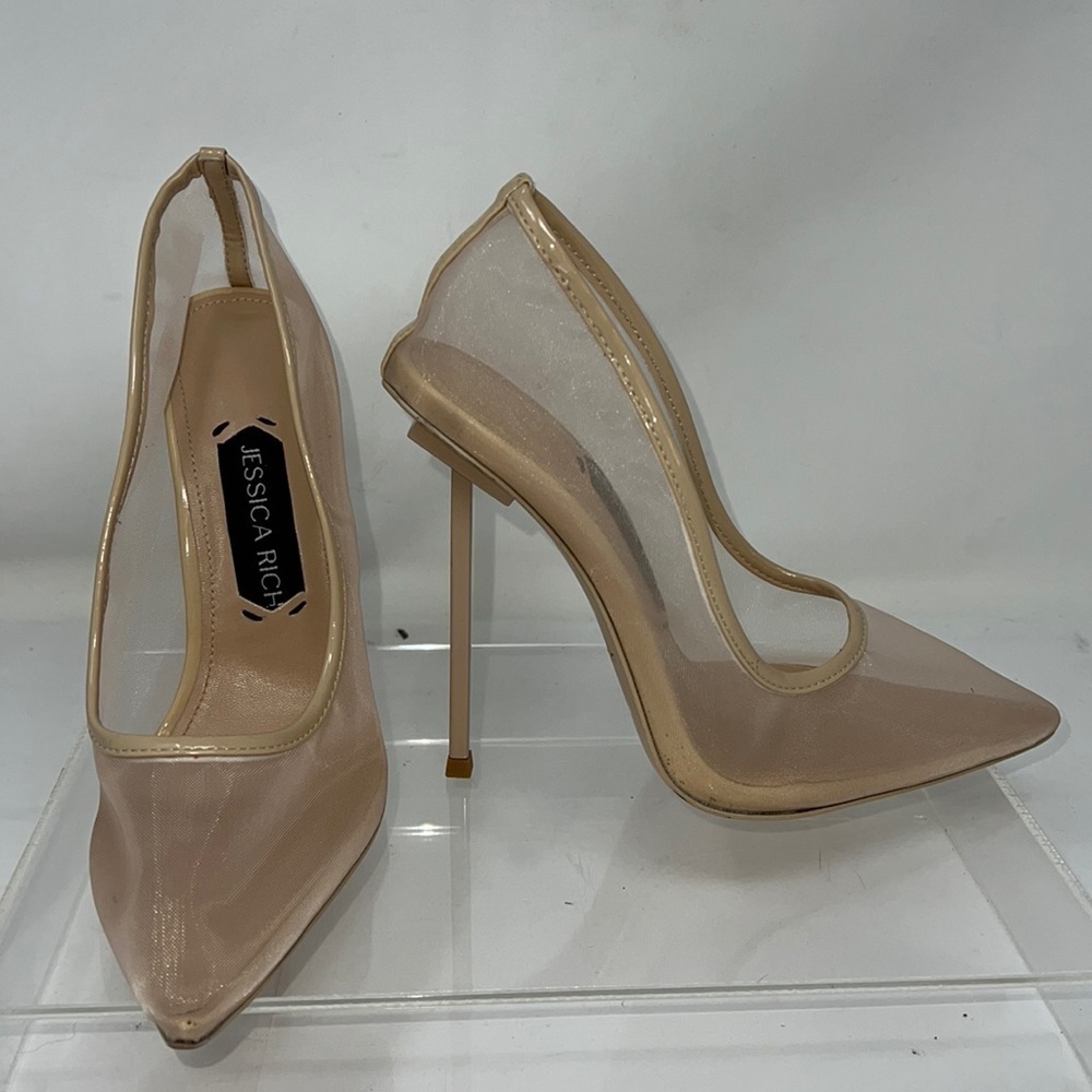 Jessica Rich Sz 37 US 7 Nude Mesh Pump